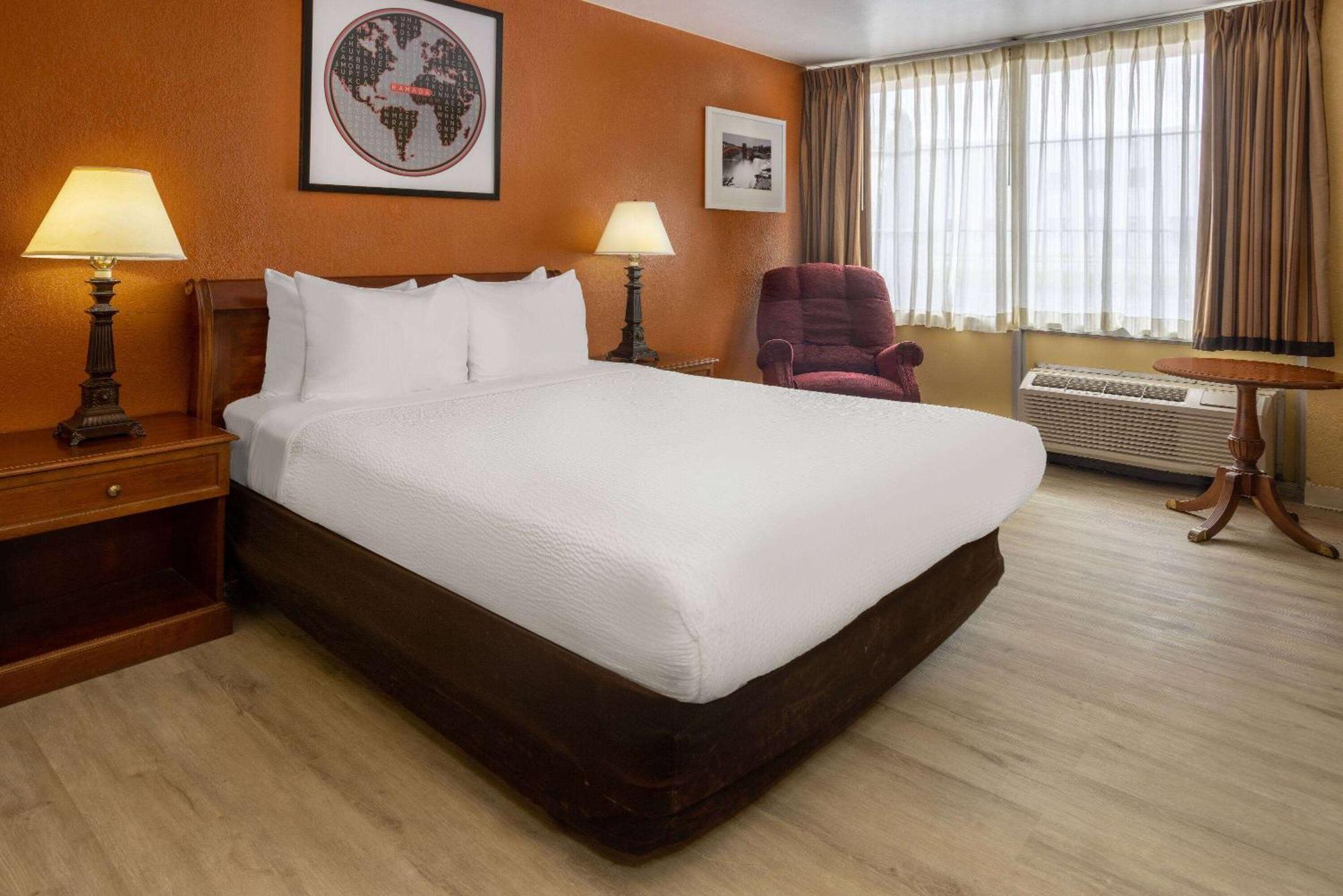 Ramada By Wyndham Rome - Verona Zewnętrze zdjęcie