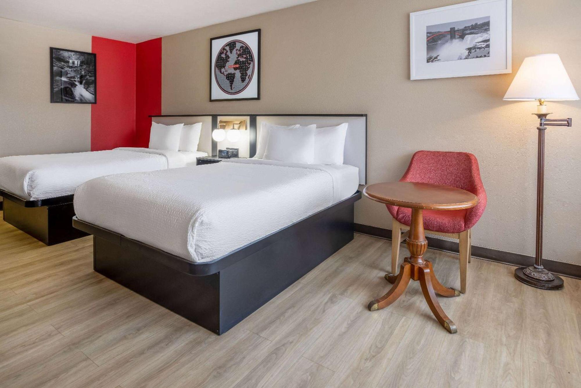 Ramada By Wyndham Rome - Verona Zewnętrze zdjęcie